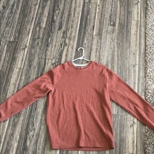 Long sleeve that’s sized medium.